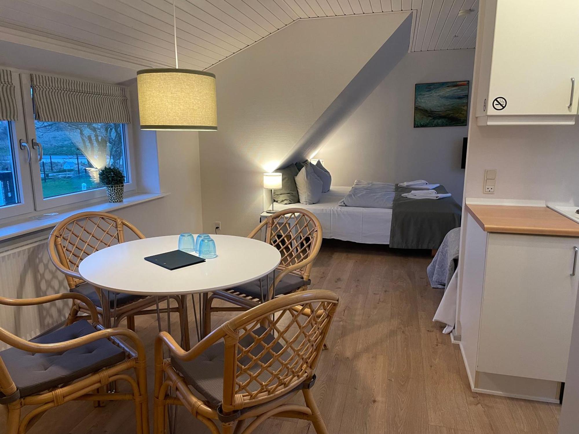 Lonstrup Strandhotel Ngoại thất bức ảnh